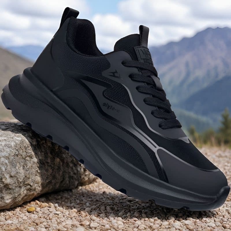 New Men's Shoes for Commuting, Lightweight Sports Shoes, Comfortable and Casual Work Shoes, Non-Slip Work Shoes, Leather Driving Shoes for Spring and Autumn